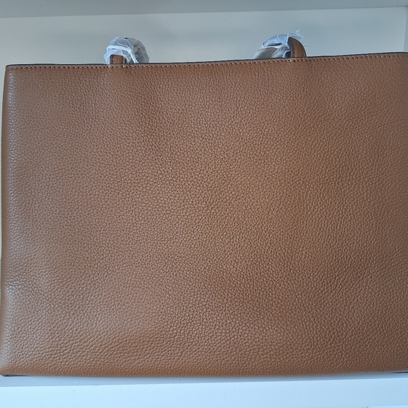 NWT Tory Burch Moose Brown Pebbled Leather Tote - Picture 2 of 6